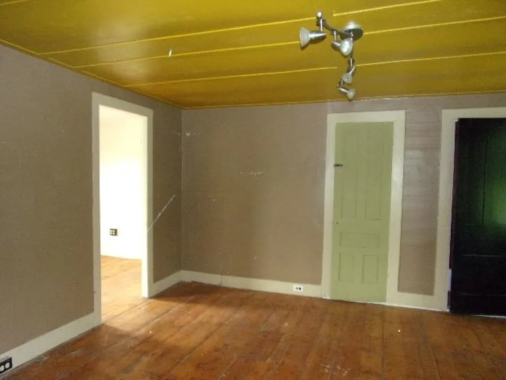 909 Vt Route 7a Shaftsbury VT 05262