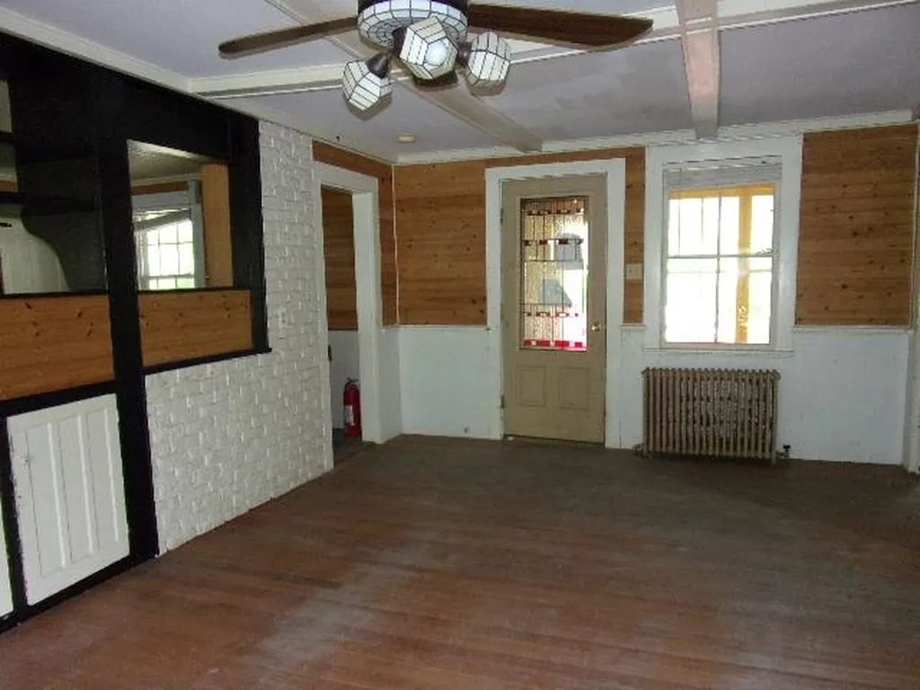 909 Vt Route 7a Shaftsbury VT 05262