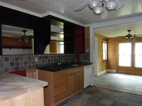 909 Vt Route 7a Shaftsbury VT 05262