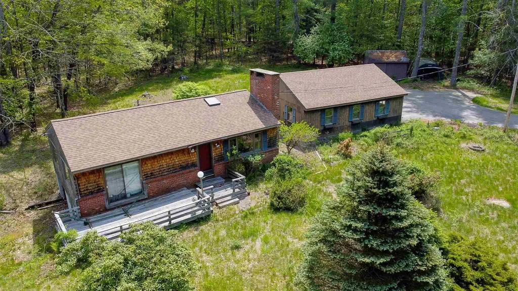 140 Giles Road East Kingston NH 03827