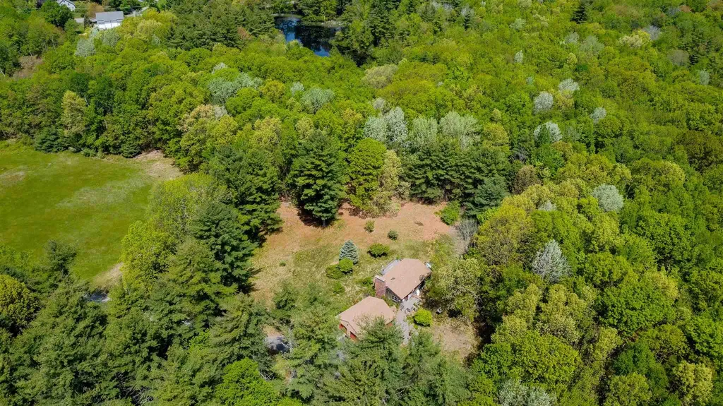 140 Giles Road East Kingston NH 03827