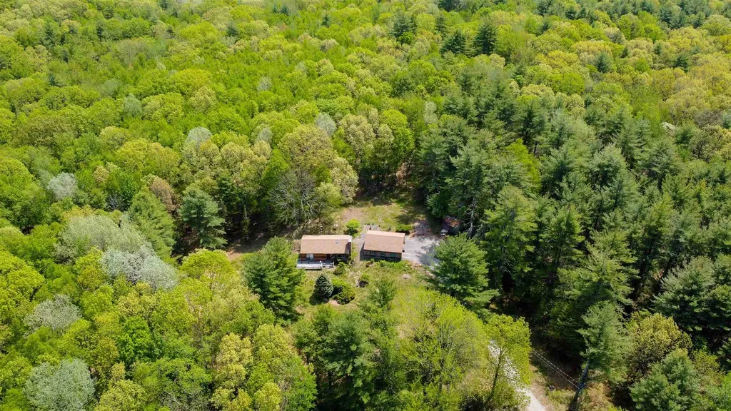 140 Giles Road East Kingston NH 03827