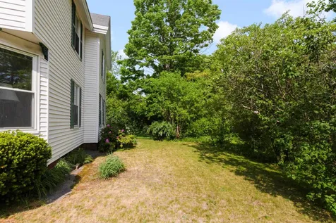 12 Church Street Ashland NH 03217