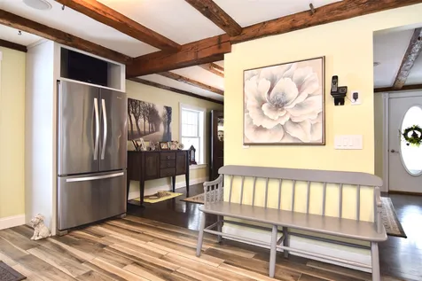 33 Kenniston Road Wilmot NH 03287