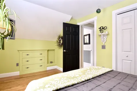 33 Kenniston Road Wilmot NH 03287
