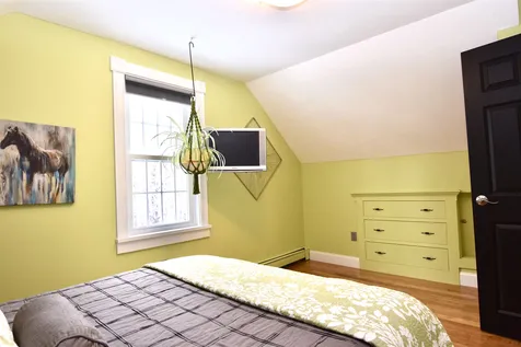 33 Kenniston Road Wilmot NH 03287