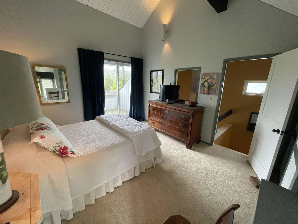 42 Lower Phase Road Warren VT 05674