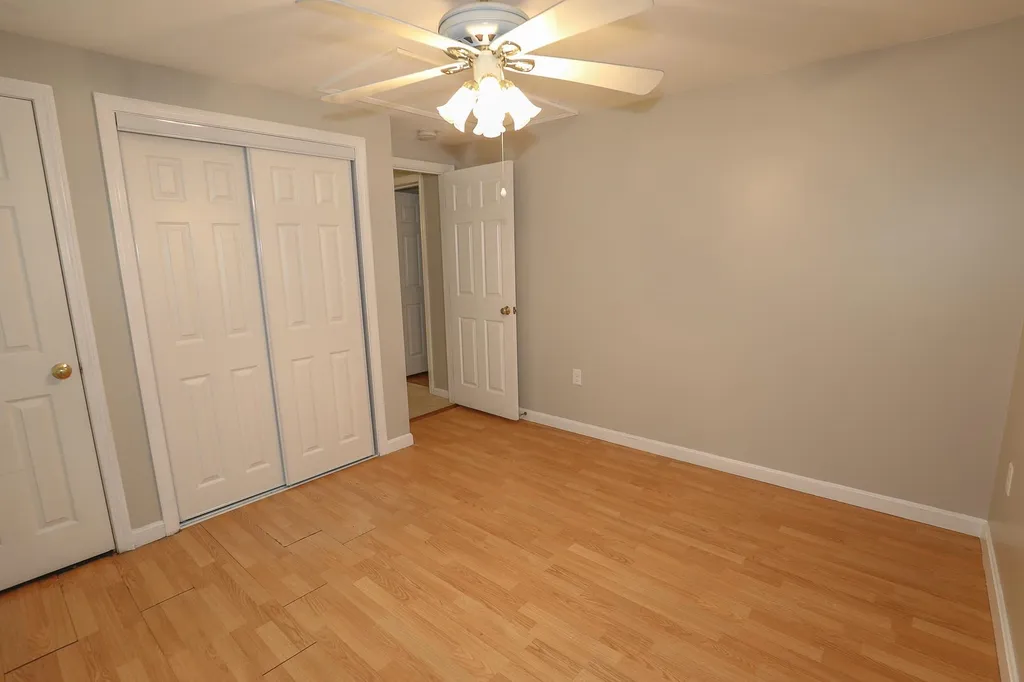 10 Delaware Road Nashua NH 03062