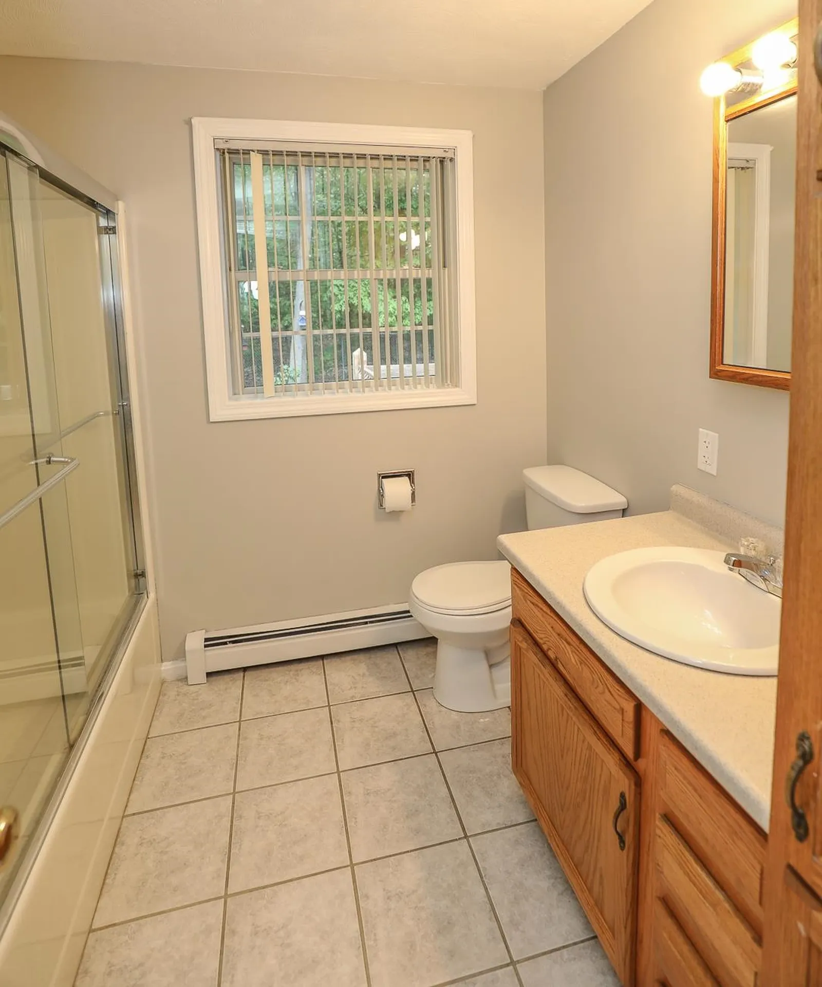 10 Delaware Road Nashua NH 03062