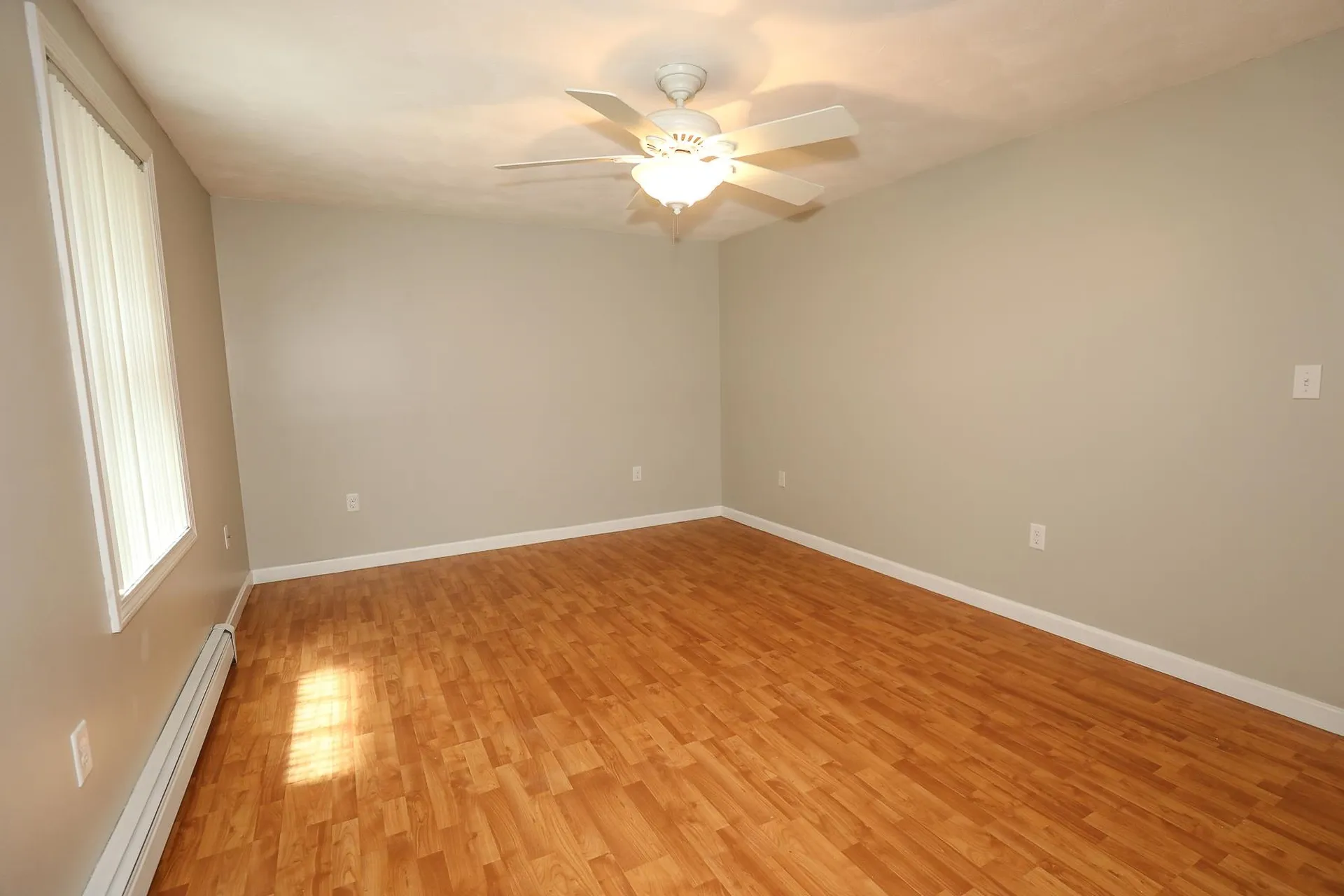 10 Delaware Road Nashua NH 03062