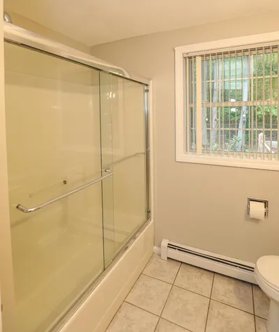 10 Delaware Road Nashua NH 03062