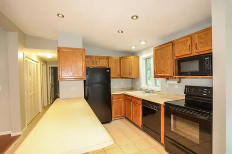 10 Delaware Road Nashua NH 03062