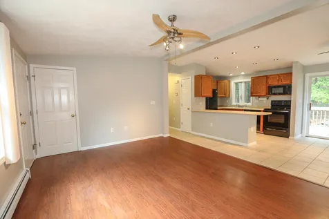 10 Delaware Road Nashua NH 03062