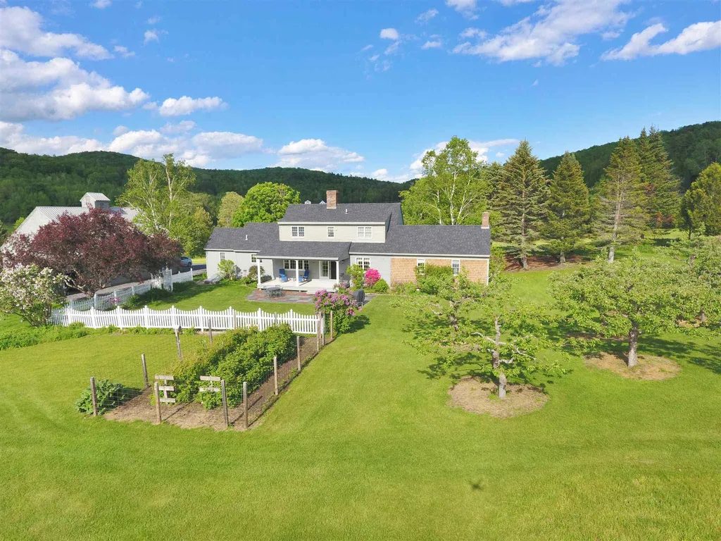 2855 Spaulding Road St. Johnsbury VT 05863