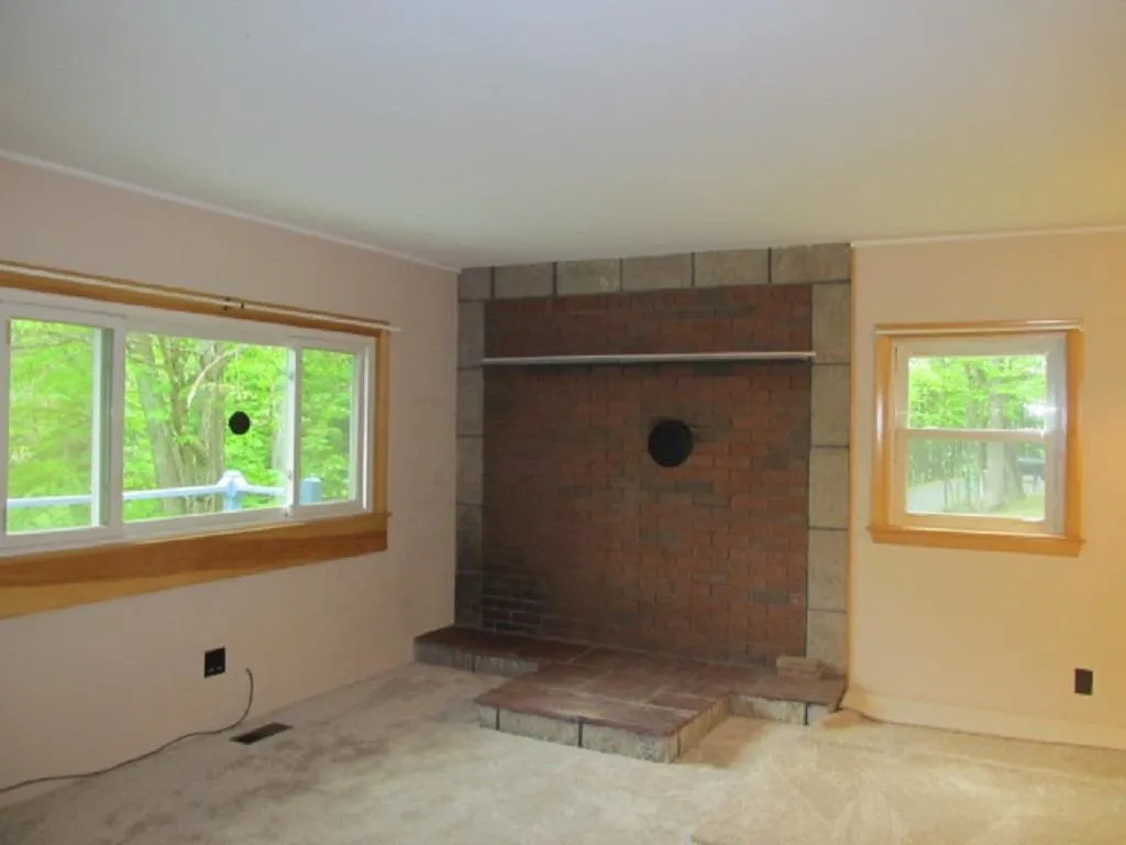 64 Graves Road Keene NH 03431