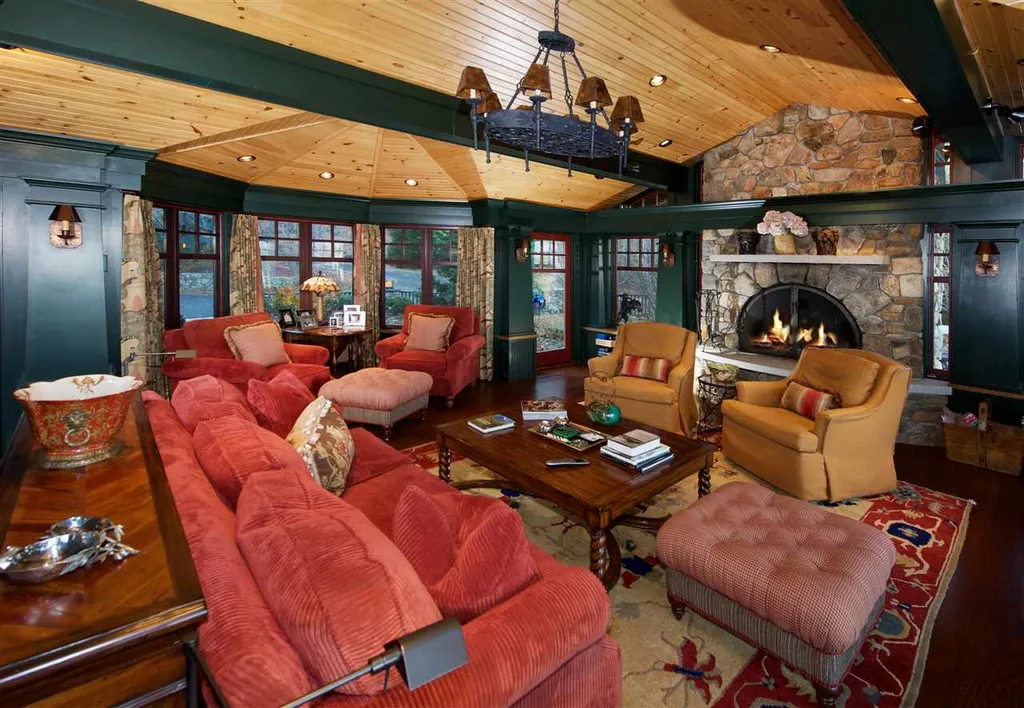 440 Edgewater Drive Gilford NH 03249