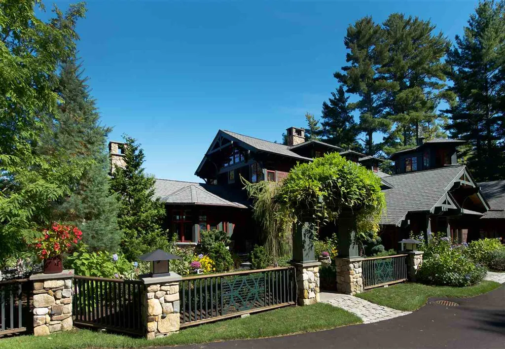 440 Edgewater Drive Gilford NH 03249