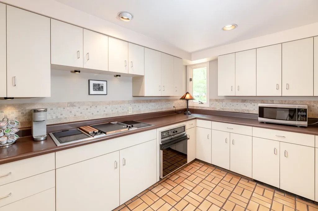 20 Beech Hill Road Meredith NH 03253