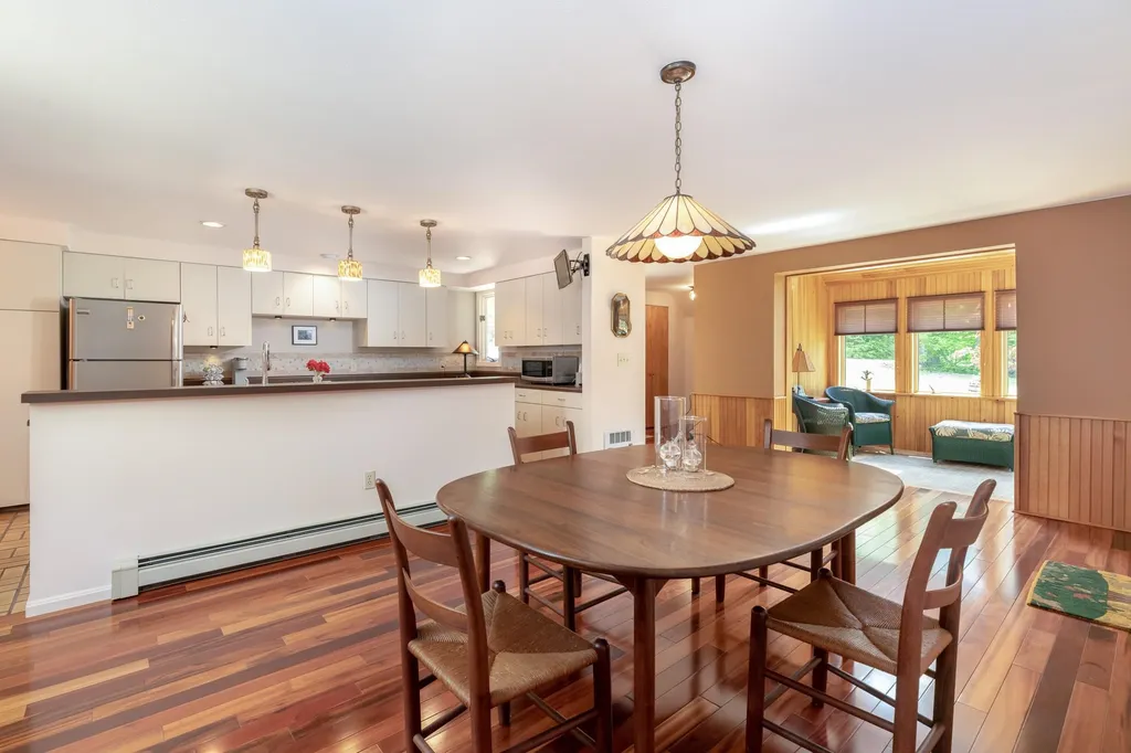 20 Beech Hill Road Meredith NH 03253