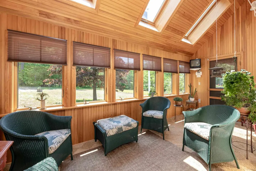 20 Beech Hill Road Meredith NH 03253