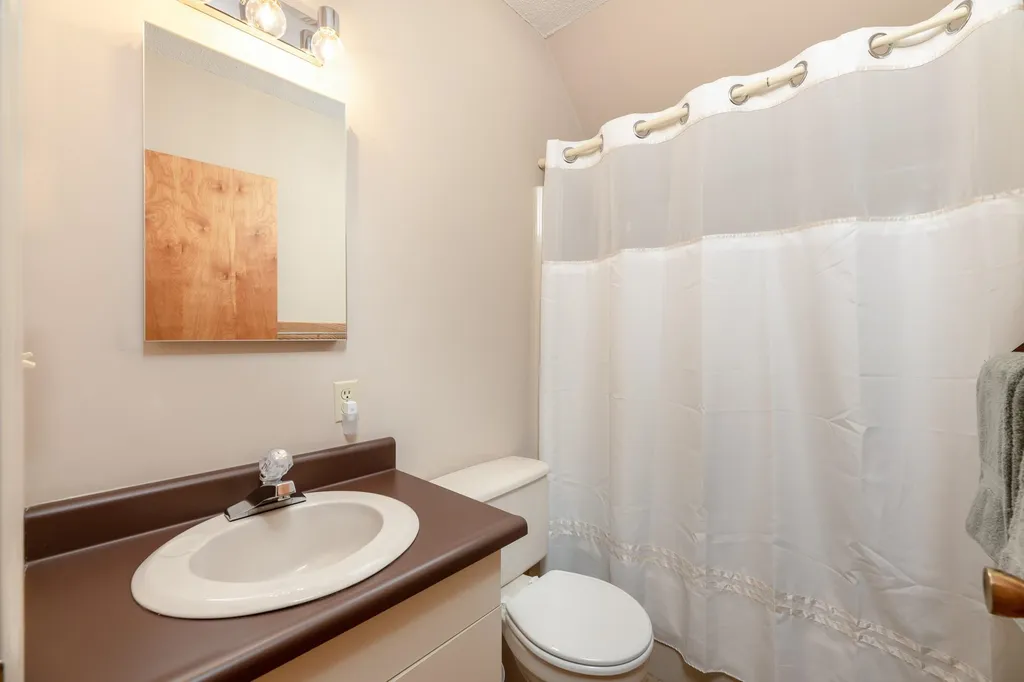 20 Beech Hill Road Meredith NH 03253