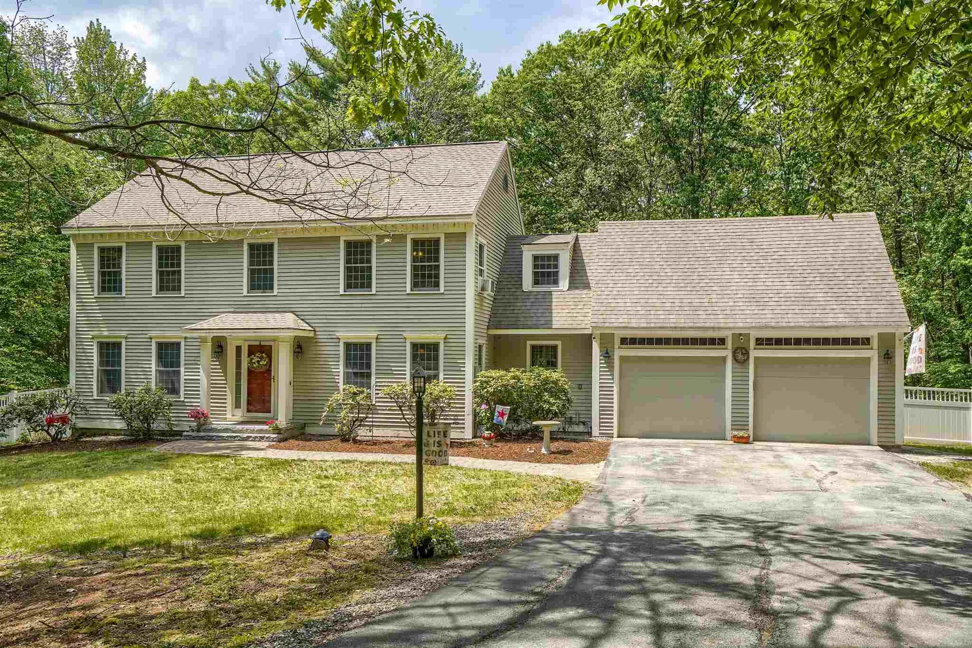 37 Oriole Drive Bedford NH 03110