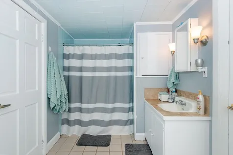 14 Niles Street Dover NH 03820