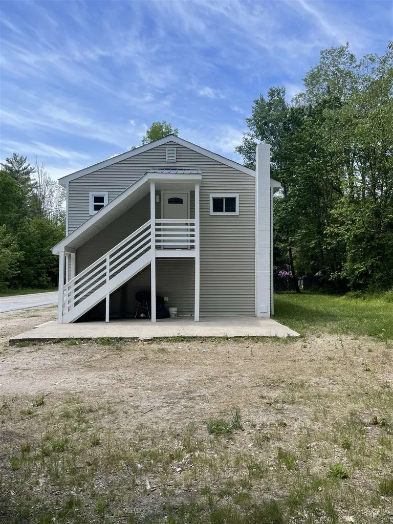 228 South Road Swanzey NH 03446