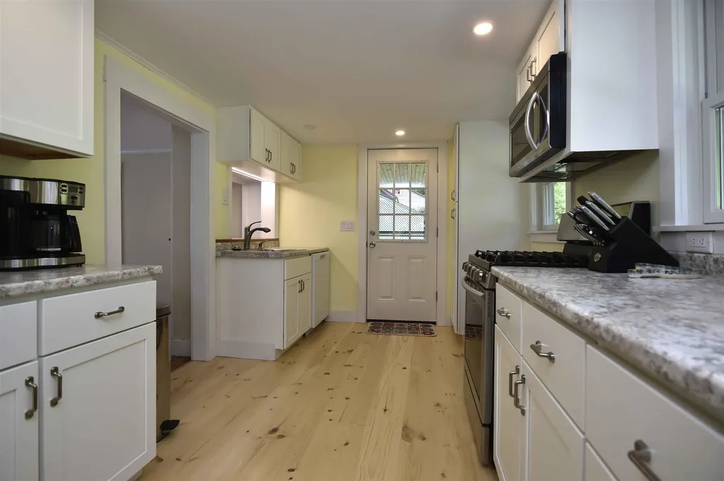 318 South Pleasant Street Bradford VT 05033