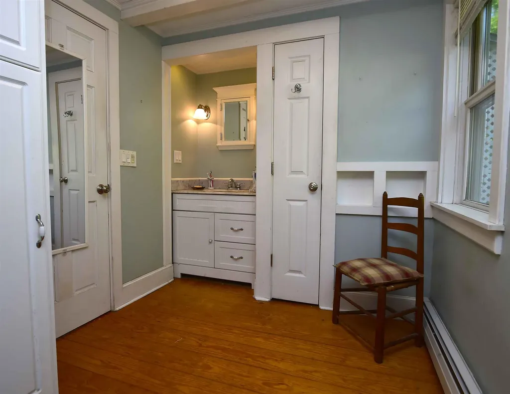 318 South Pleasant Street Bradford VT 05033