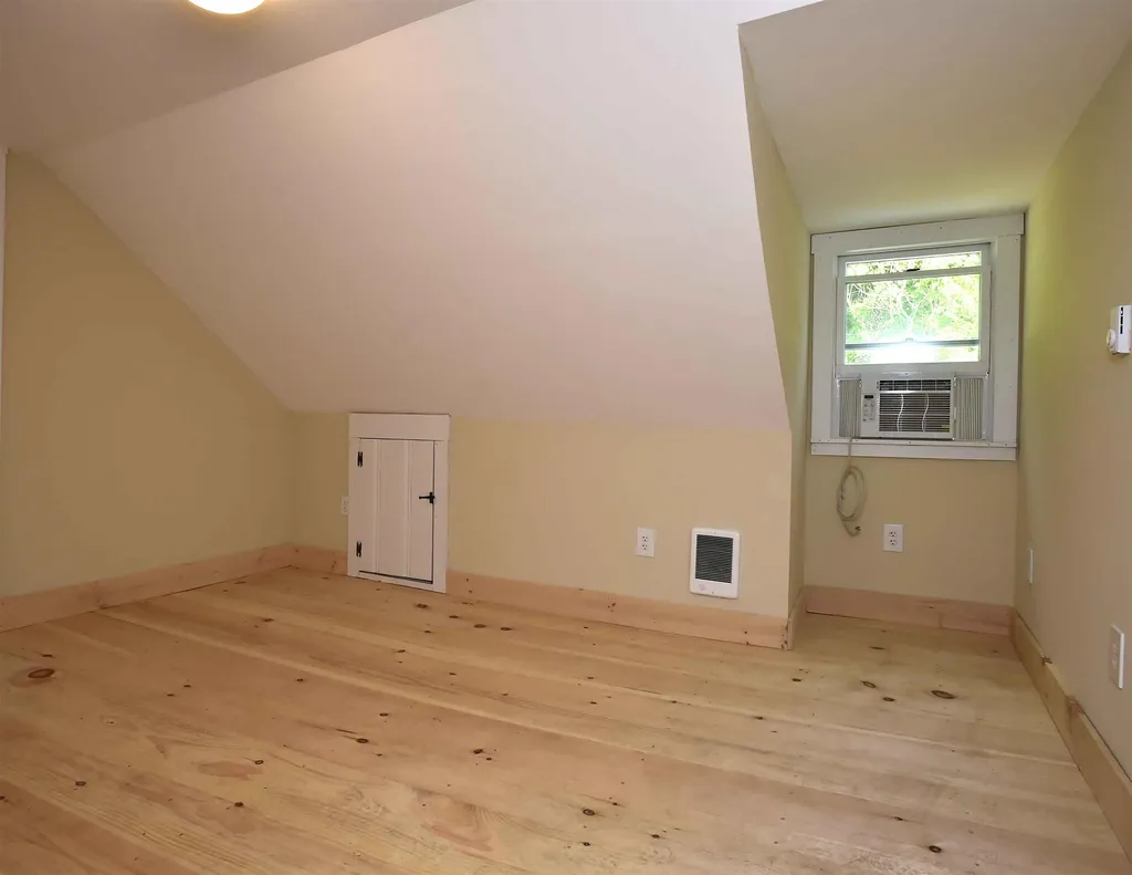 318 South Pleasant Street Bradford VT 05033