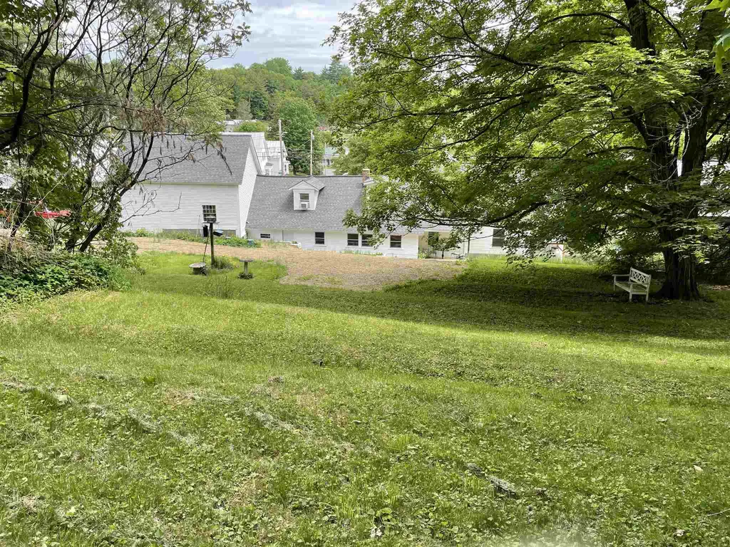 318 South Pleasant Street Bradford VT 05033