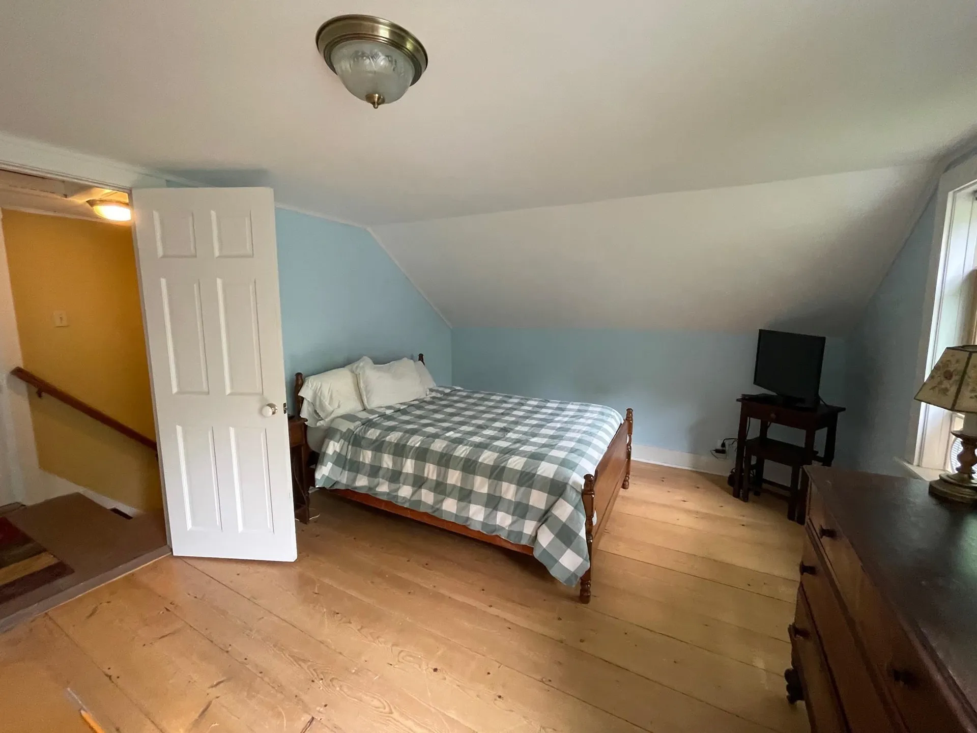 318 South Pleasant Street Bradford VT 05033