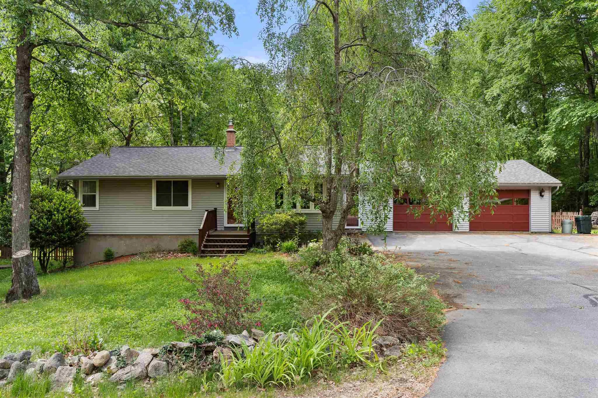 32 Hickory Lane Bedford NH 03110