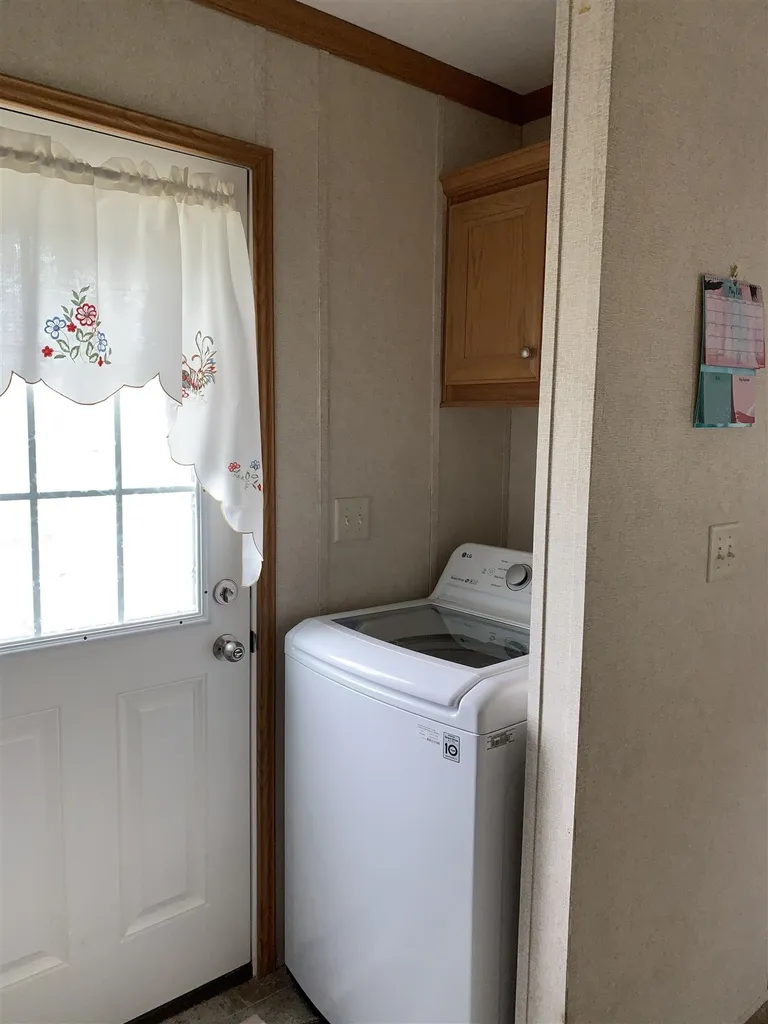 42 Holly Park Lane Rochester NH 03867