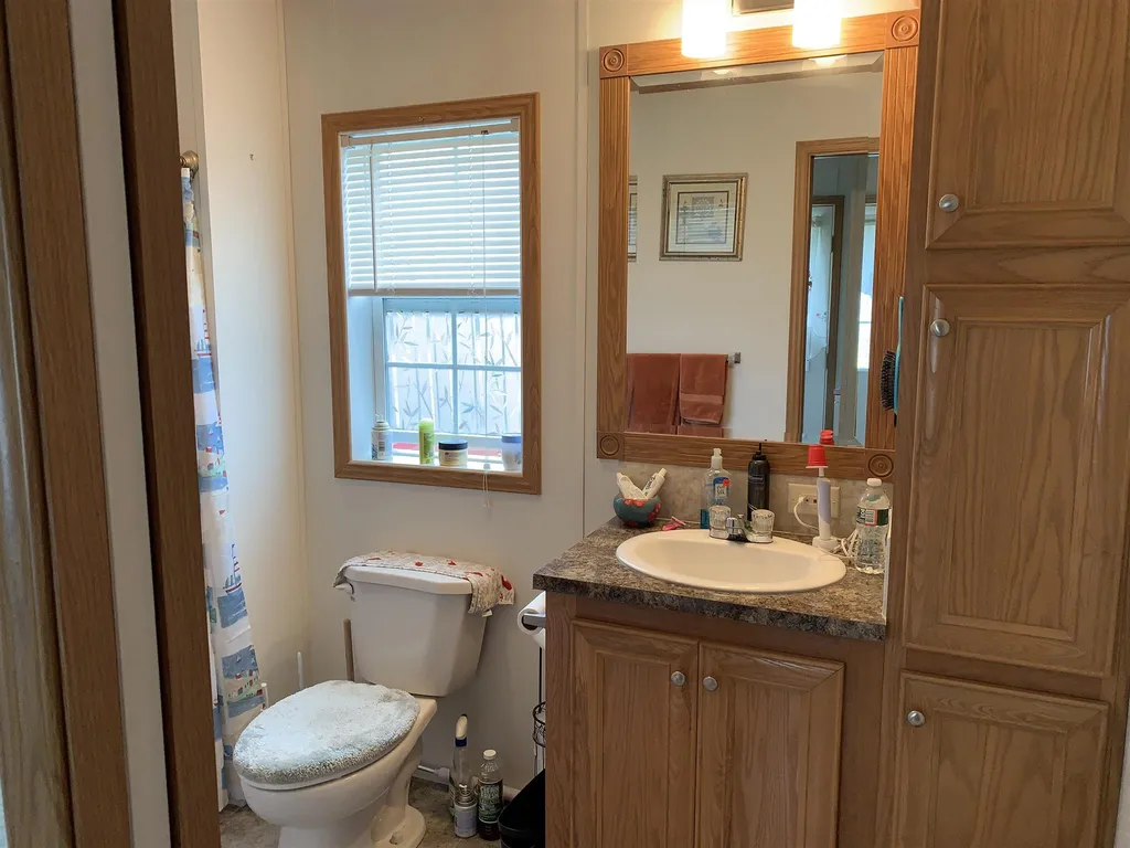 42 Holly Park Lane Rochester NH 03867