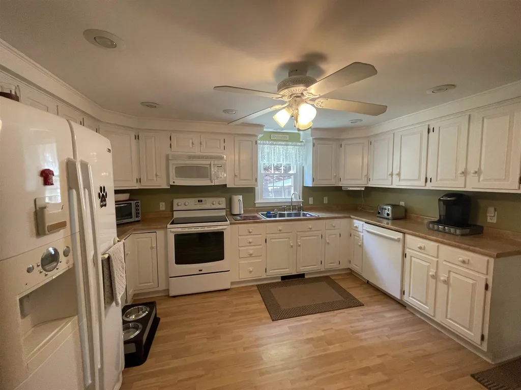 36 Hackler Drive Swanzey NH 03446