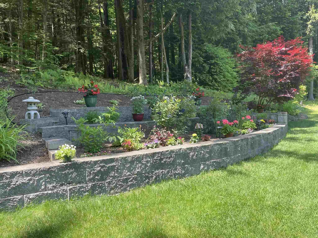 36 Hackler Drive Swanzey NH 03446