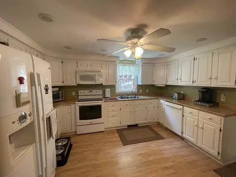 36 Hackler Drive Swanzey NH 03446