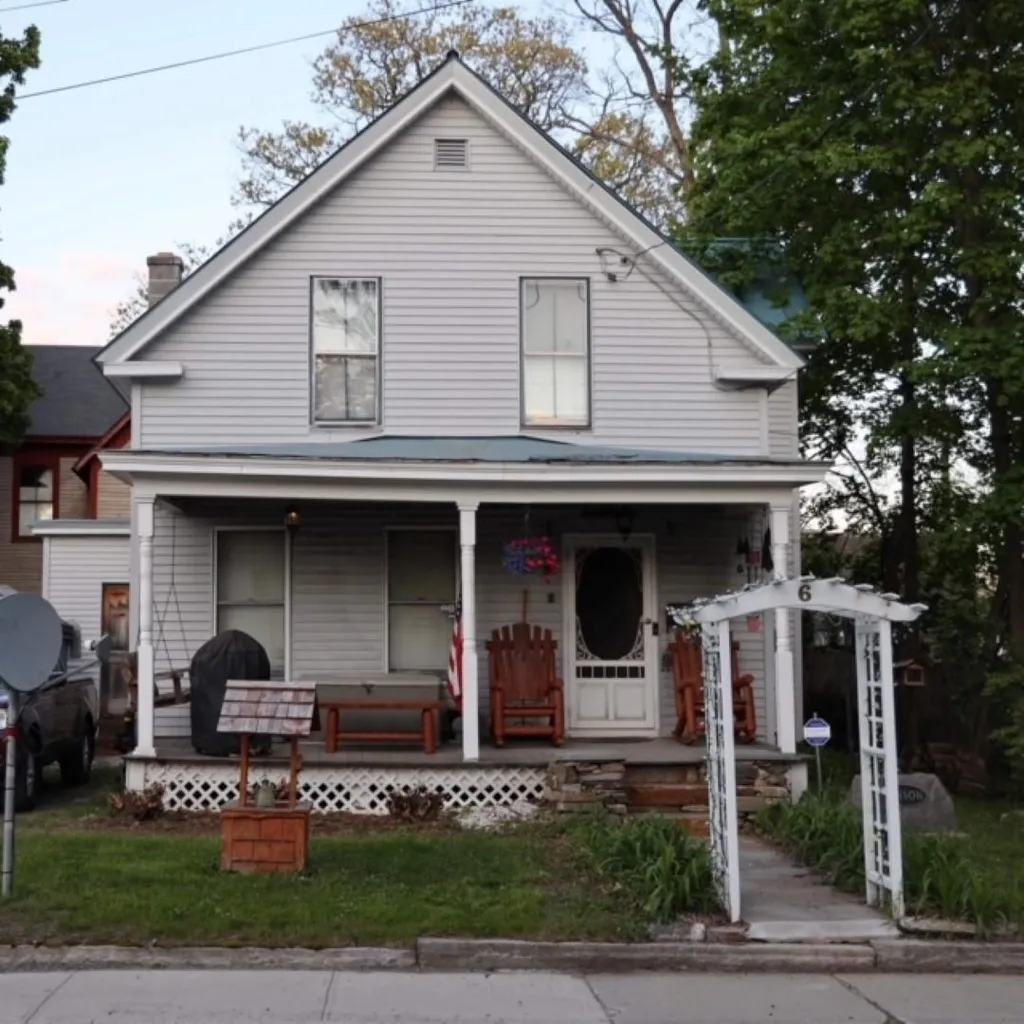 6 Spruce Avenue Claremont NH 03743