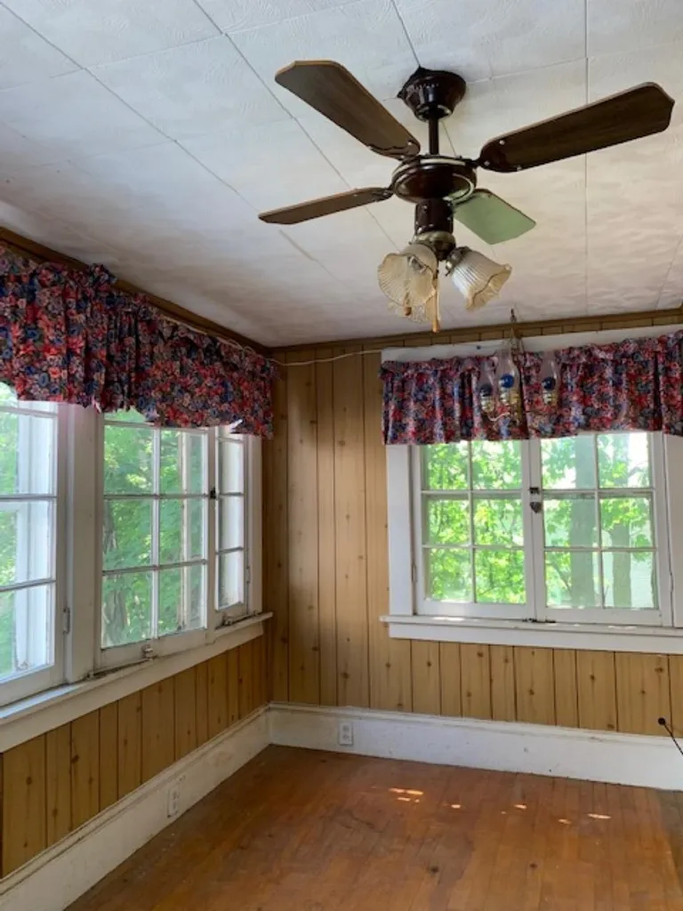 6 Spruce Avenue Claremont NH 03743