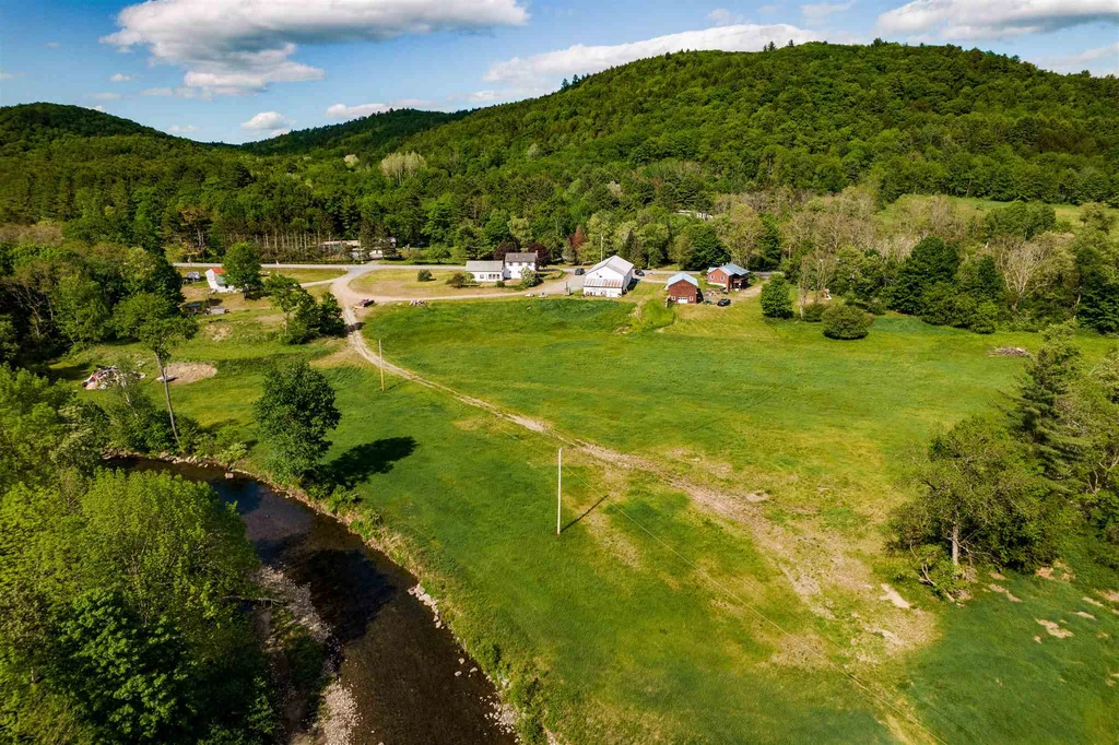 4957 Route 113 Thetford VT 05075