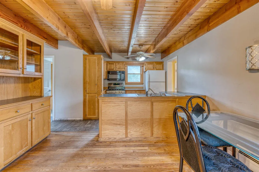 4957 Route 113 Thetford VT 05075