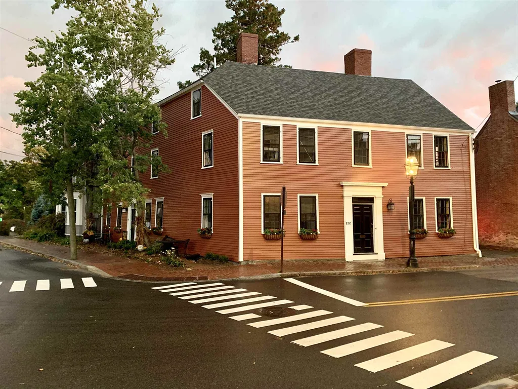 108 Pleasant Street Portsmouth NH 03801