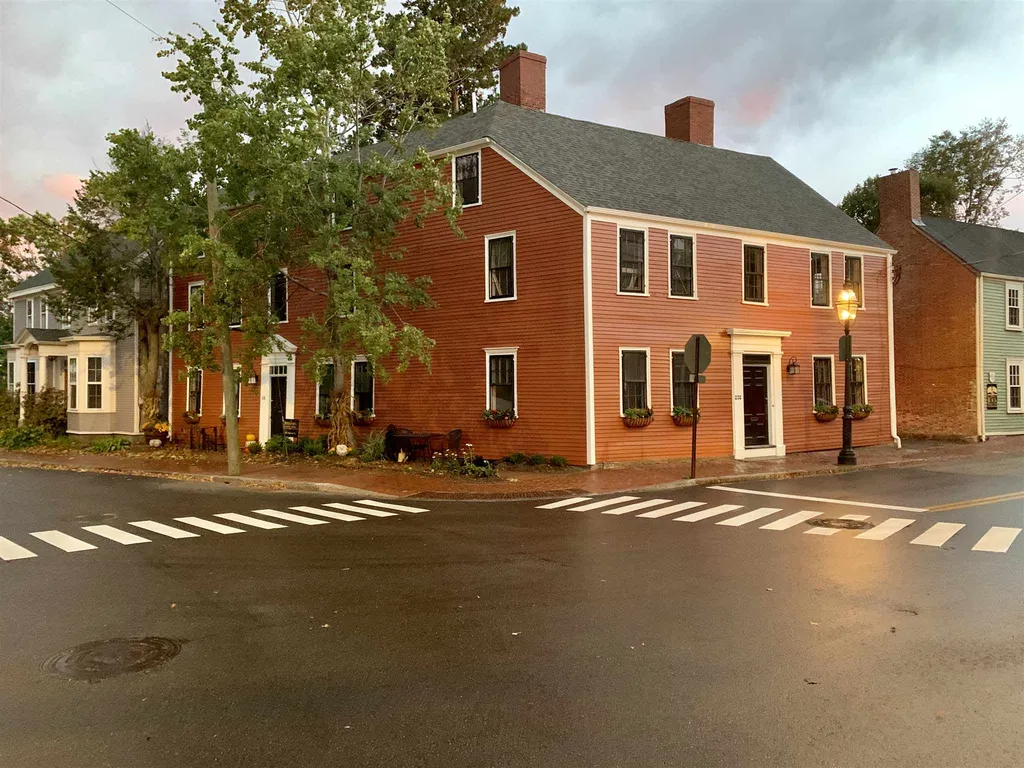 108 Pleasant Street Portsmouth NH 03801