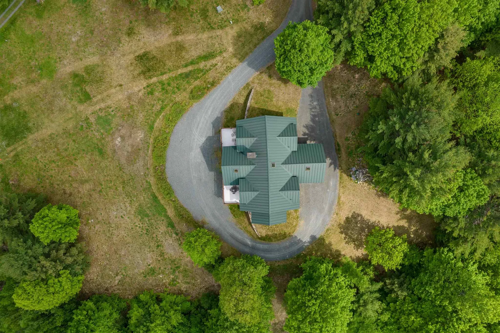 79 Cream Pot Road Hartland VT 05048