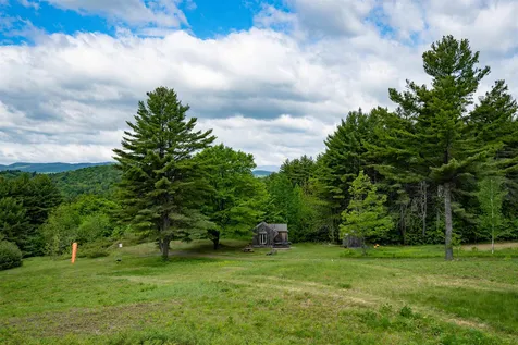 79 Cream Pot Road Hartland VT 05048