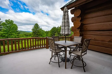 79 Cream Pot Road Hartland VT 05048