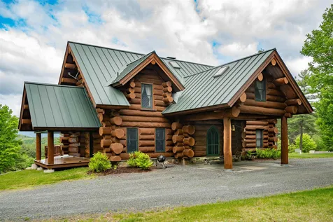 79 Cream Pot Road Hartland VT 05048