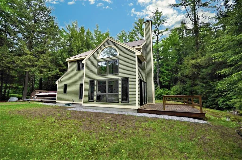 111 Castle Lane Bristol NH 03222